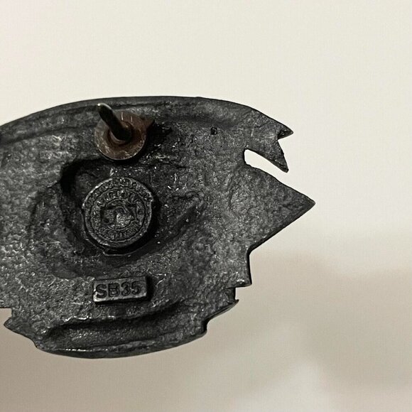 Vintage MLB Cincinnati Reds Baseball Souvenir Mascot Pin - Picture 6 of 9